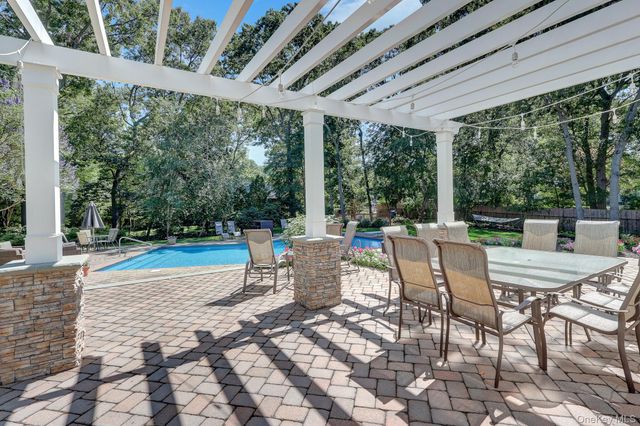 24 Fox Road, East Setauket, NY 11733
