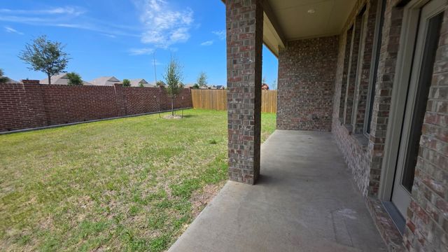 2513 Birchcrest Drive, Fort Worth, TX 76179