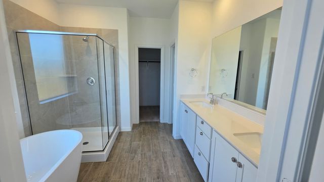 2513 Birchcrest Drive, Fort Worth, TX 76179
