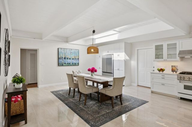 22430 Summit Road, Los Gatos, CA 95033