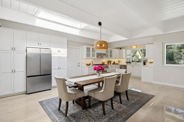 22430 Summit Road, Los Gatos, CA 95033