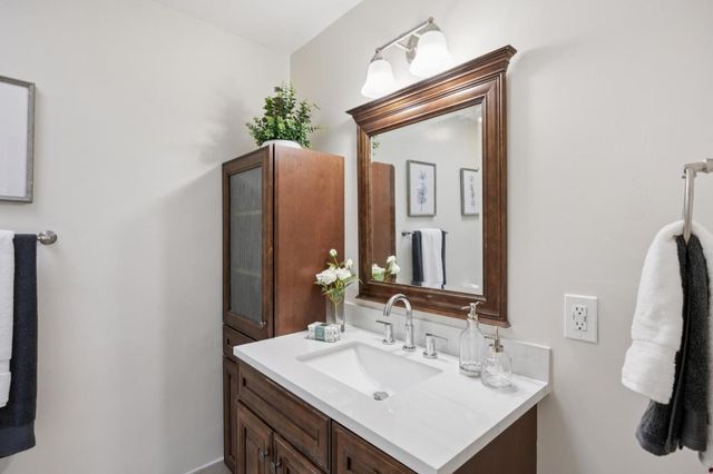 22430 Summit Road, Los Gatos, CA 95033