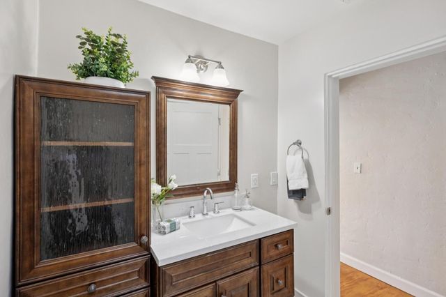 22430 Summit Road, Los Gatos, CA 95033