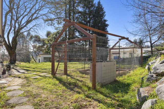 22430 Summit Road, Los Gatos, CA 95033