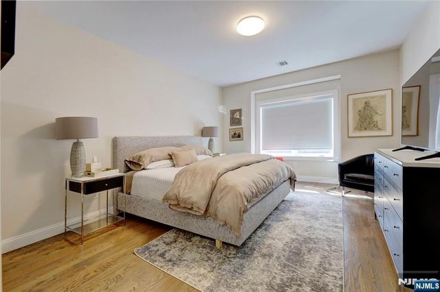 63 Sunset Lane, Tenafly, NJ 07670