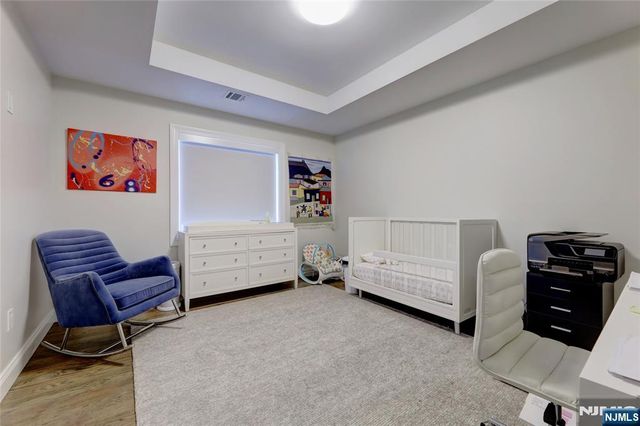 63 Sunset Lane, Tenafly, NJ 07670