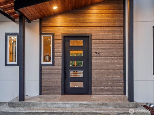 31 E Westwood Lane E, Union, WA 98592