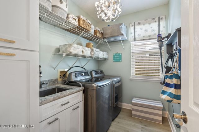 2566 MERRILL Boulevard, Jacksonville Beach, FL 32250