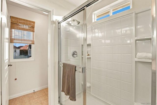 845 Harbor Cliff Way 305, Oceanside, CA 92054