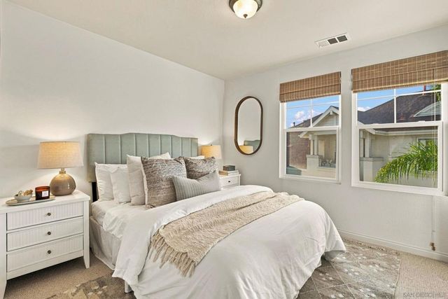 845 Harbor Cliff Way 305, Oceanside, CA 92054