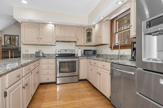 626 Forest St, North Andover, MA 01845
