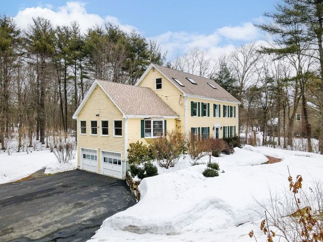 626 Forest St, North Andover, MA 01845
