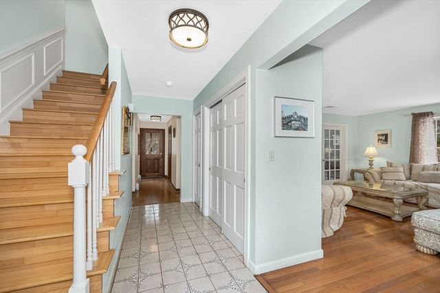 626 Forest St, North Andover, MA 01845