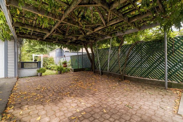 59 Court St 2, Medford, MA 02155
