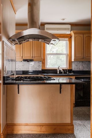 59 Court St 2, Medford, MA 02155