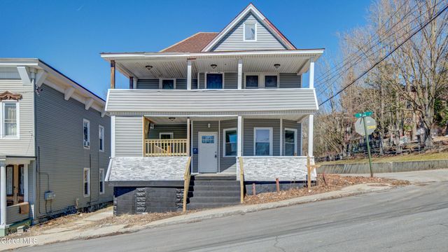 82 Wall Street, Amsterdam, NY 12010