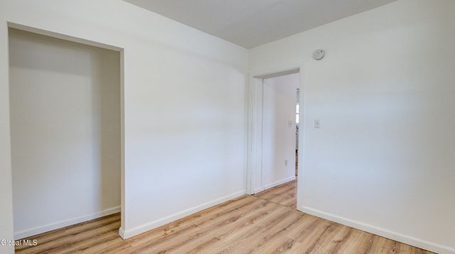 82 Wall Street, Amsterdam, NY 12010