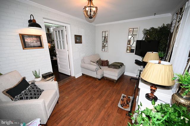 10833 WARWICK AVE, Fairfax, VA 22030