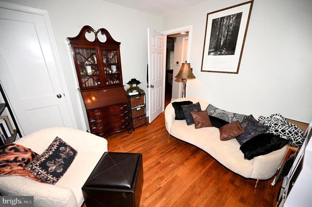 10833 WARWICK AVE, Fairfax, VA 22030