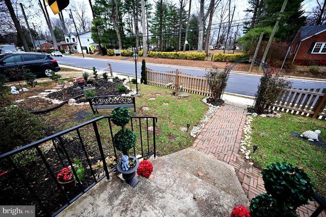 10833 WARWICK AVE, Fairfax, VA 22030