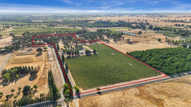 24521 N Mcintire Rd, Clements, CA 95227