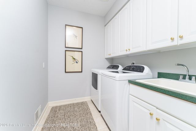 1995 Belwood Drive, Okemos, MI 48864