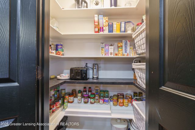 1995 Belwood Drive, Okemos, MI 48864