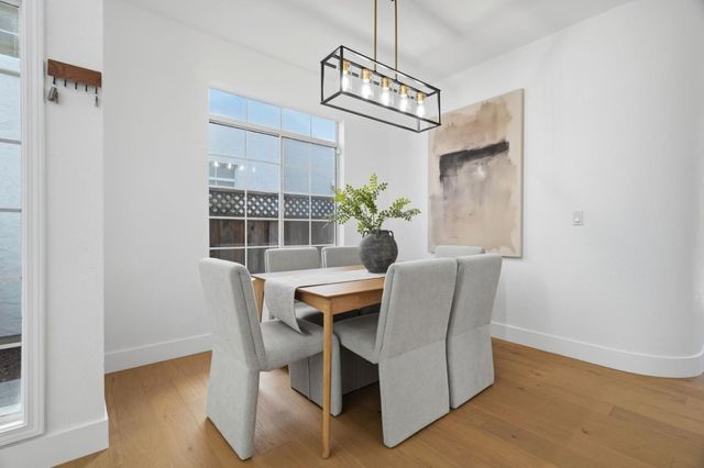 2325 De Varona Place, Santa Clara, CA 95050