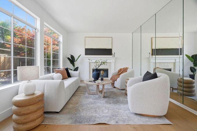 2325 De Varona Place, Santa Clara, CA 95050