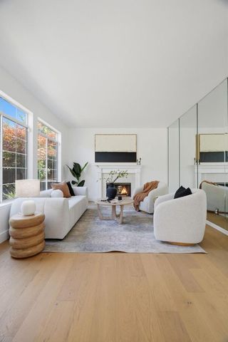 2325 De Varona Place, Santa Clara, CA 95050