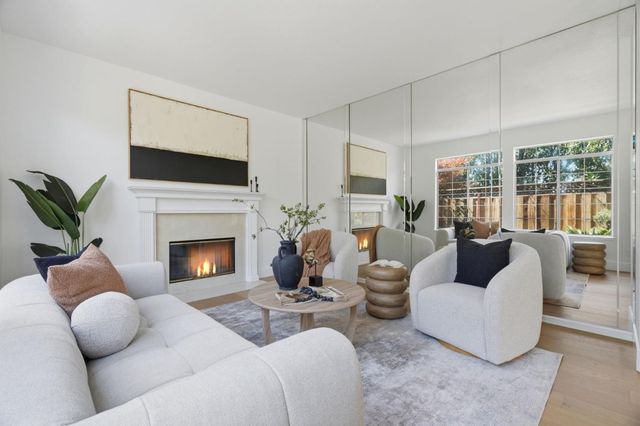 2325 De Varona Place, Santa Clara, CA 95050