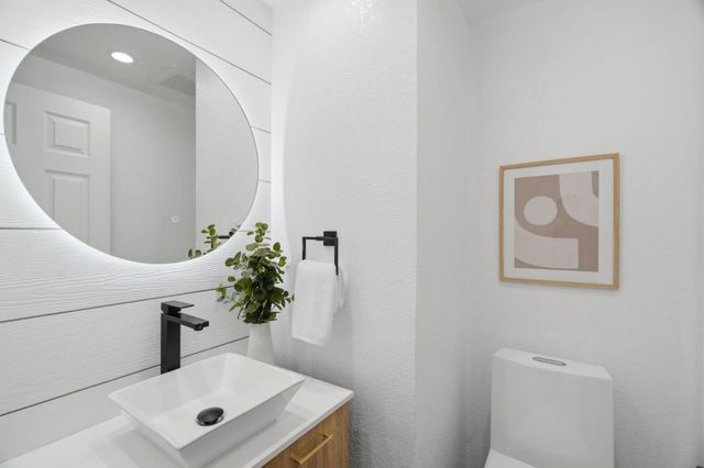 2325 De Varona Place, Santa Clara, CA 95050