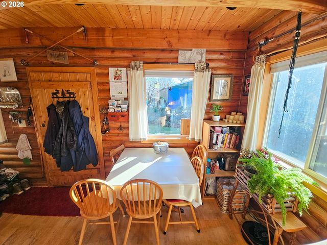 43911 Ne COLUMBIA TIE Rd, Amboy, WA 98601