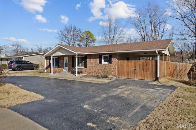 812 Horine Road, Festus, MO 63028