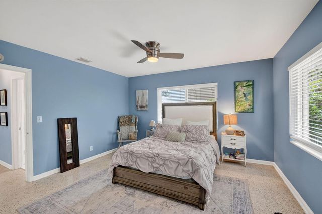338 Edmor Road, West Palm Beach, FL 33405