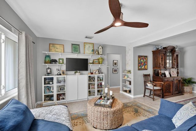 338 Edmor Road, West Palm Beach, FL 33405