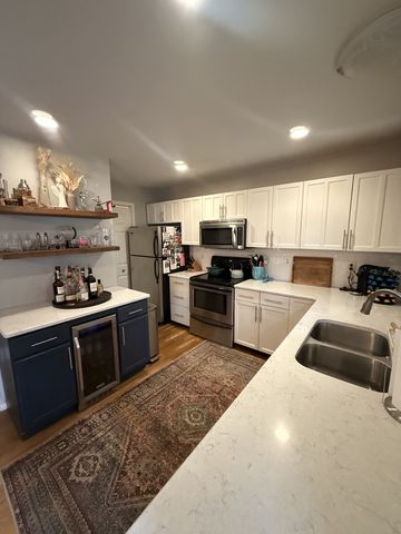 940 Gale Ln Apt 129, Nashville, TN 37204