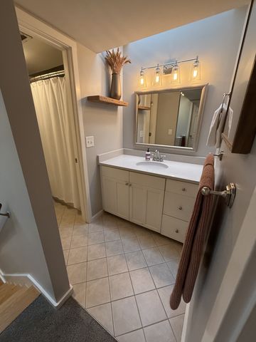 940 Gale Ln Apt 129, Nashville, TN 37204