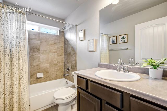 6022 Meadowbank Lane, Colorado Springs, CO 80925