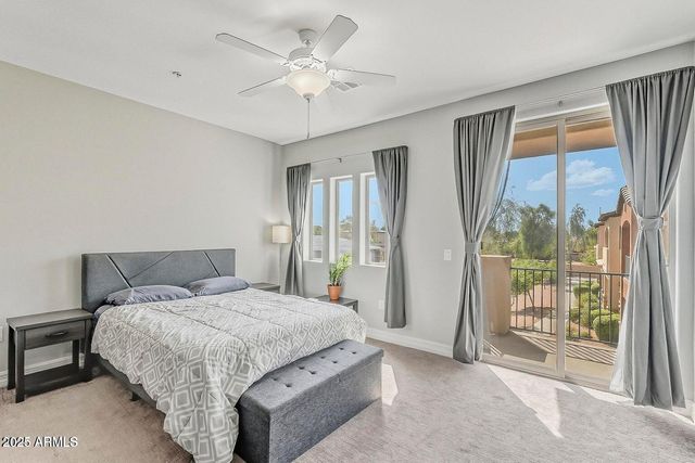 2821 S SKYLINE Drive 141, Mesa, AZ 85212