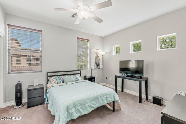 2821 S SKYLINE Drive 141, Mesa, AZ 85212