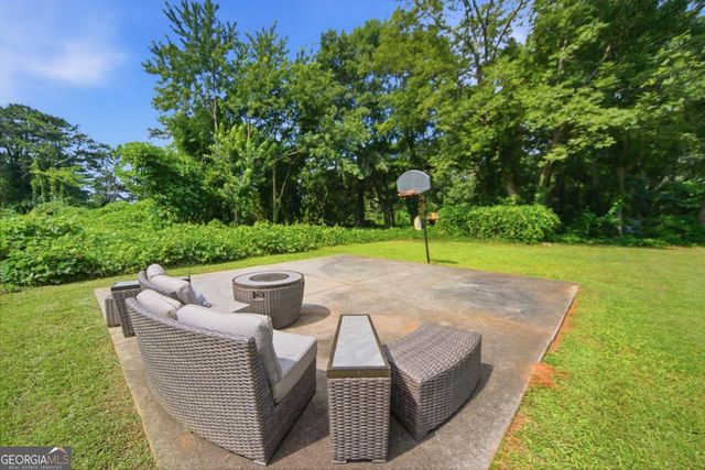 2477 Mcafee Road, Decatur, GA 30032