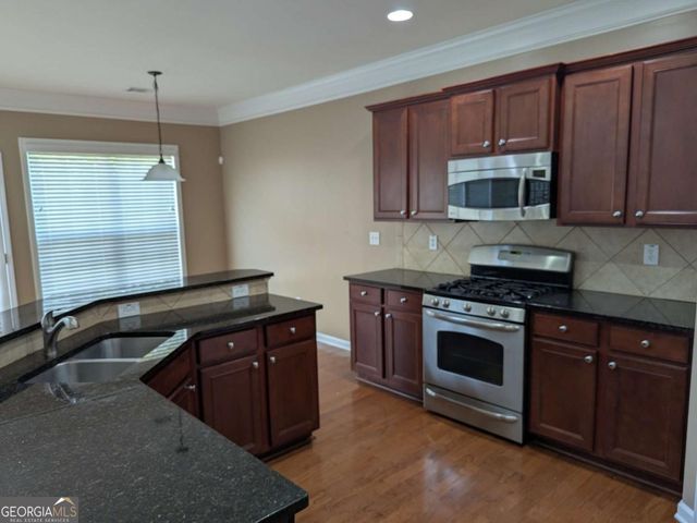 430 Floral Place, Suwanee, GA 30024