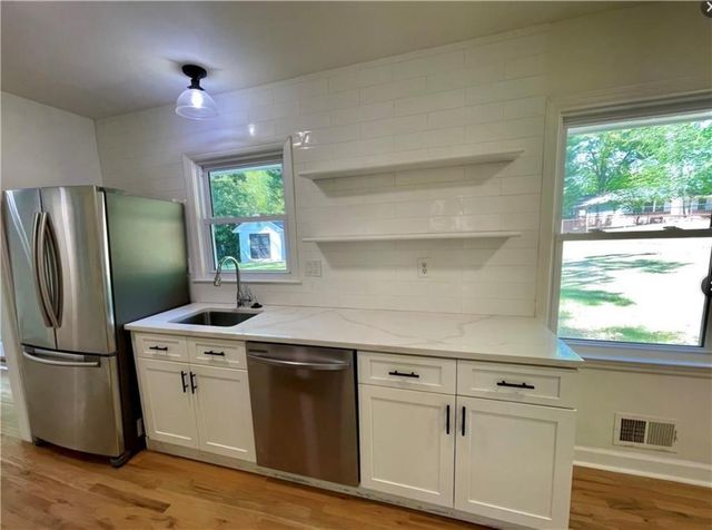 2682 Pineland Avenue, Atlanta, GA 30340