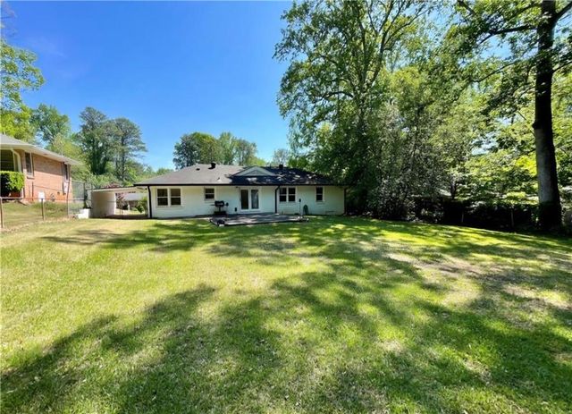 2682 Pineland Avenue, Atlanta, GA 30340