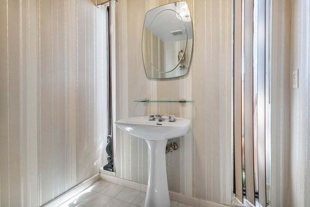 6711 N Ocean Boulevard 13, Ocean Ridge, FL 33435