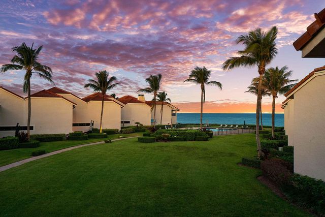 6711 N Ocean Boulevard 13, Ocean Ridge, FL 33435