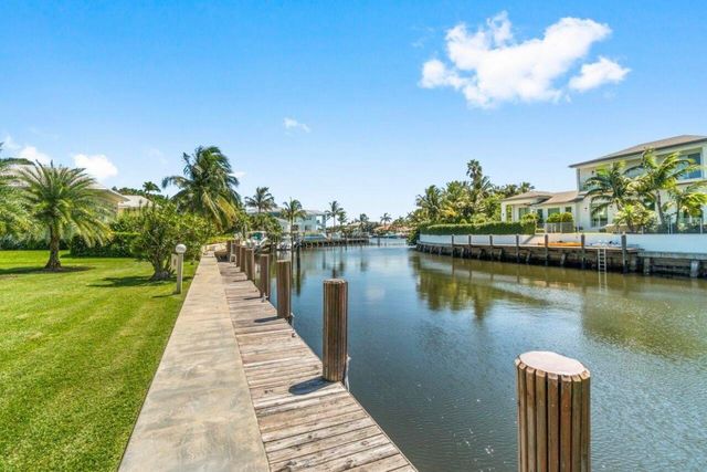6711 N Ocean Boulevard 13, Ocean Ridge, FL 33435