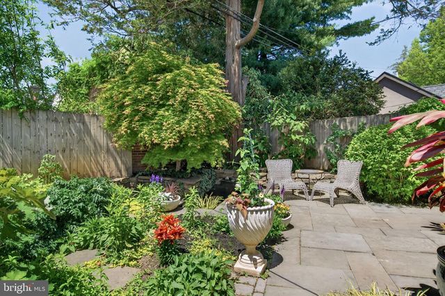 3107 W QUEEN LN, Philadelphia, PA 19129