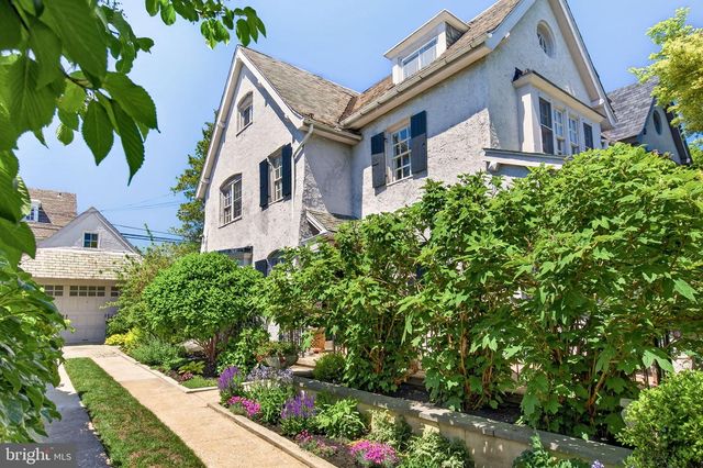 3107 W QUEEN LN, Philadelphia, PA 19129
